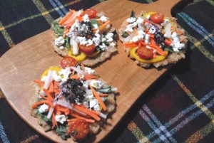 石坂優子の「キレイを養う★美味旬★レシピ」（49） 噛みごたえ抜群！野菜とカッテージチーズの味噌玄米ピザ