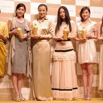 今度のTSUBAKIは“金”！ 美しい女優6人の新TVCMは本日スタート