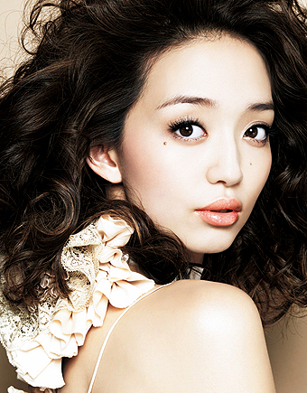 『美的』9月号は23日発売！　表紙撮影の裏側をレポートします！
