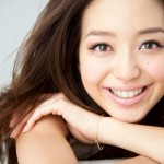 6月号の表紙は、松島 花ちゃんが“愛される顔”メークで登場！