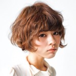 ハネるような毛先がキュート