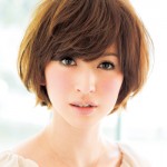 空気感と丸みを出した軽やかな“えみりボブ”