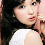 ベージュ+春色アイシャドウで作るニュアンスアイメ ーク (2)合コン編