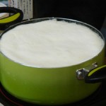いつもの豆腐がふんわりとろとろに！ 手軽に温泉湯豆腐が作れる「とろける湯豆腐の素」新登場！