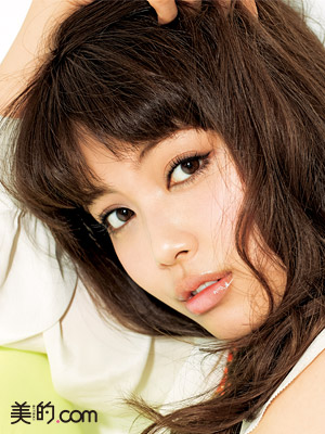 桐谷美玲風メーク