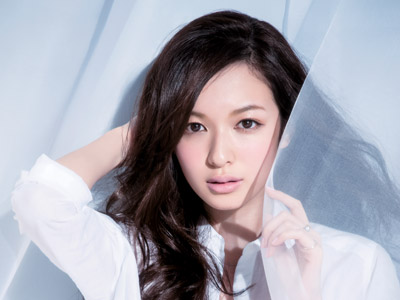 美的6月号の表紙は、ヘルシー＆セクシーな森 絵梨佳さん！
