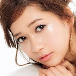 【新垣結衣風メーク】磨き塗り＆抜け感でズルく仕込む、うぶツヤハイライト