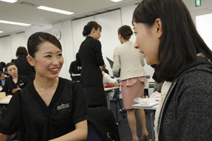 まずはカウンセリングでお客様を〝知る〟ことから、熱き戦いがスタート!