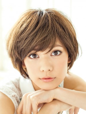 ベリーショートでおしゃれな女性に 小顔効果も 短い髪の人気スタイル 女性らしいヘアアレンジ19選 美的 Com