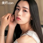 抜ける程の白さとキメ細やかさに思わずドキッ。パウダーファンデーションで作る「キメ肌」