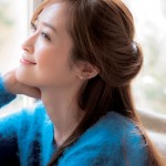 大きくゆったり とした毛流れが優雅な雰囲気❤ねじりハーフアップ