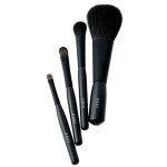 USUI　メイクアップブラシ（右）チーク （中右）アイシャドーM （中左）アイシャドーS （左）アイライナーL
