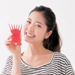 【美的1月号付録②】サロン並みの毒出し効果！ 美ボディ★かっさブラシの効かせ方