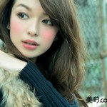 顔色キレイ！な「冬の赤メーク」 ①セクシーな赤
