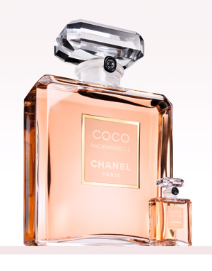 (c)CHANEL
