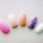 【uka】ポップカラーで遊ぶフレッシュネイル