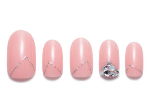 【brace Nail】シルバーラインでシャープなひねりを