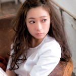 梅雨に負けないヘアアレンジ＜ねじる×ロングヘア＞
