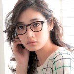 梅雨に負けないヘアアレンジ＜ねじる×ミディアムヘア＞