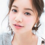 “身だしなみメーク”その５　【〝垂直くるりのせ〟チークで疲労感も払拭！】