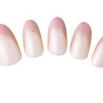 ミルキーフレンチで手元だって大人色っぽく！【大人ミルキーフレンチ】