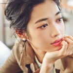 目元ブラウン×口元ピンクで王道メークをアップデート！ 【こなれたイイ女風】