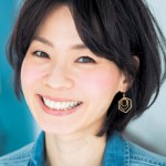カジュアルシーンに ぴったりなのは センターパーツ