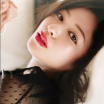 透けるグロスで作る“ほどゆる”セクシーフェース