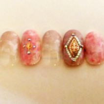 【Kiki&Lala Style】優しいマーブルでエレガントな春ネイル