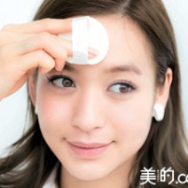 メーク＆ヘア最新お直し術　午後のくずれの「小直し」