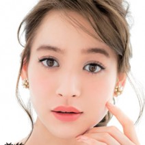 メーク＆ヘア最新お直し術　夜の予定前の「盛り直し」