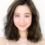 アレンジの前にこの一手間！ミディアムヘア編