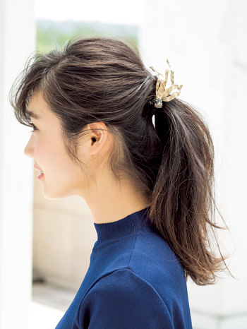 ロングのヘアのくるりんぱ