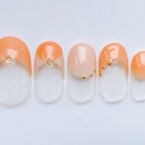 【uka】オレンジ×ベージュの変形フレンチ