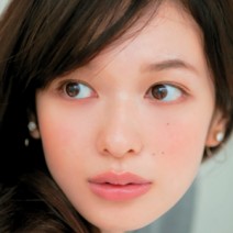 冬の流行メーク、30代には「粘膜キレイ系リップ」がIN！