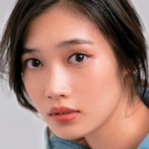 “影ニュアンス”がおしゃれ！ 「明るめブラウンライナー」で大人のまなざし