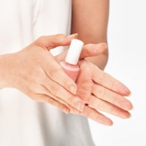 【化粧品の使い方Q&A】Q：分離したネイルボトルを復活させるには？