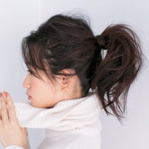 冬ポニーテール＜ミディアム＞