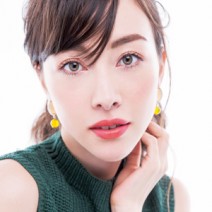 老け顔もこんなに若見え！  コンシーラーの裏ワザテクニックその2