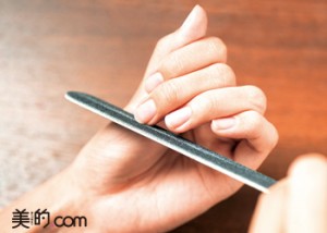 ネイルをきれいに見せる爪の整え方