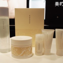 約3分！SUQQUの顔筋マッサージで理想的なフェースラインをゲット