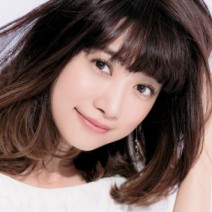 表紙はヨンア☆美的３月号発売！