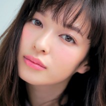 今年のリップは肌までキレイに見せてくれる○○系ピンクがブーム！