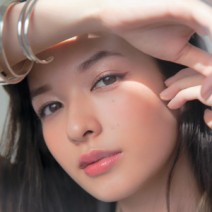 鉄板ベージュメークを今年っぽくアップデートするマストアイテムはコレ！