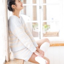 長時間のデスクワークやブーツのせいでふくらはぎがパンパンに…。むくみ脚を解消する簡単マッサージ