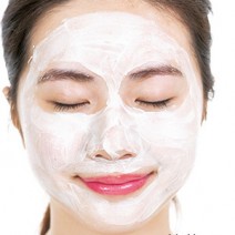 美容賢者たちのおすすめご褒美スキンケアって？