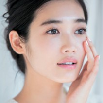 毎日のつけ方でこんなにふっくら！　肌がよみがえる化粧水のつけ方レッスン