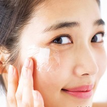 本格的な美白シーズンに突入！　気になるシミを消す効果的なアプローチとは？