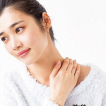 冷えと疲れで顔がむくむ……そんな時の速攻解消テクニック！