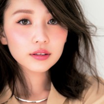 子どもっぽい印象が悩み…。「薄い女顔」さんのコンプレックス解消メーク